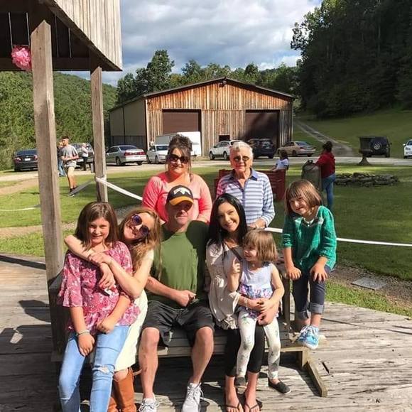 Meet your Posher, Megan - Picture 1 of 1